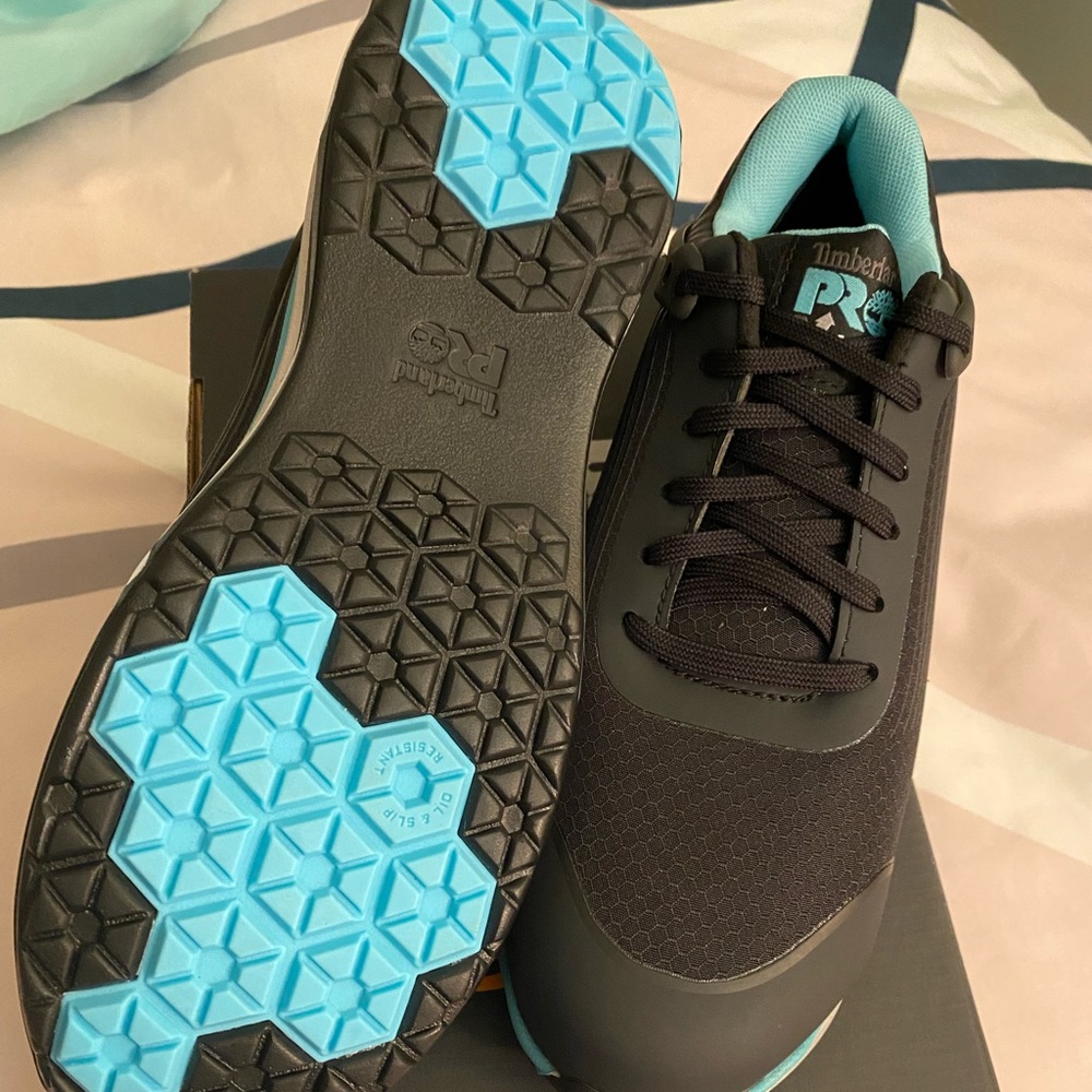 Timberland drivetrain composite safety toe shoes